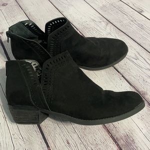 Ankle booties